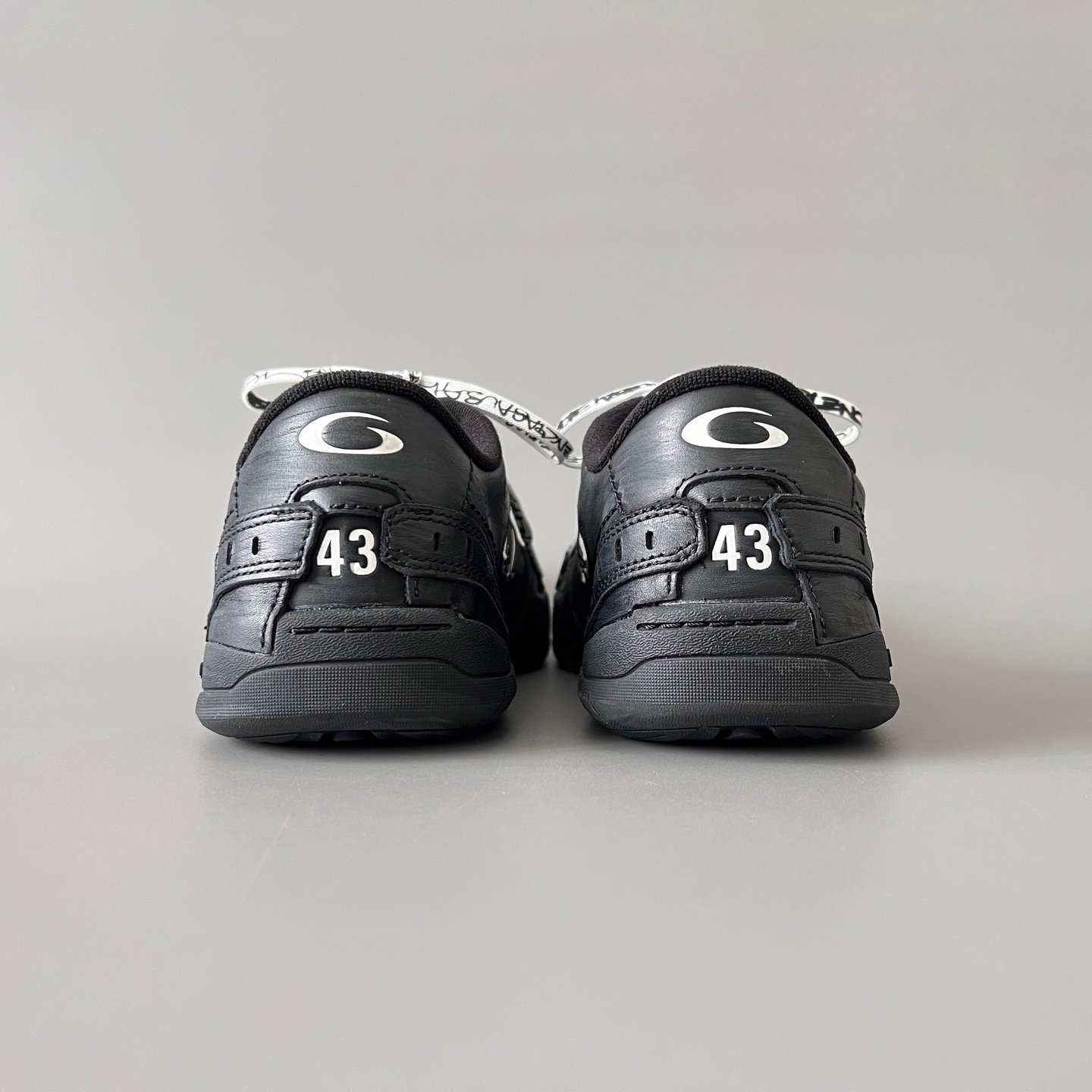 AuroraCustom Balenciaga Hamptons Series Pitch Black & White Script Lifestyle Sneaker (Unisex Edition) - Image 5