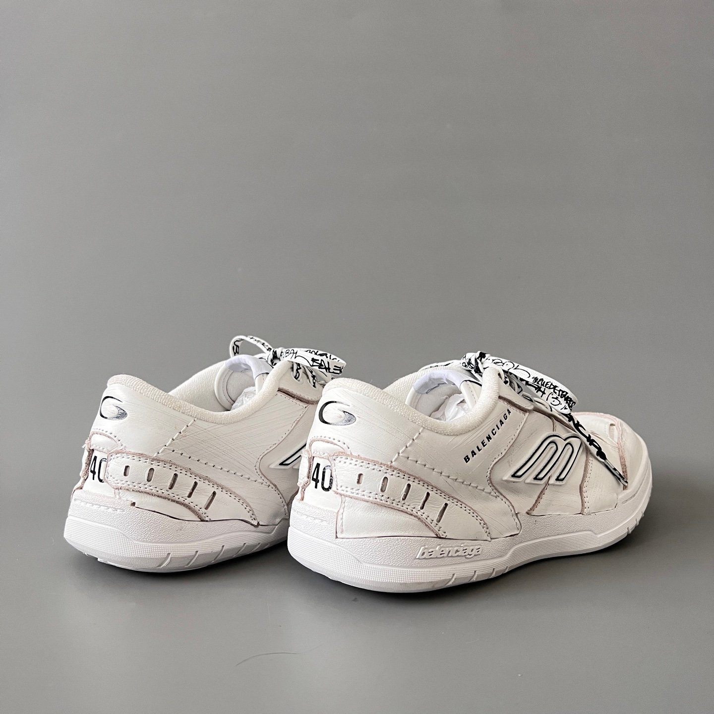 AuroraCustom Balenciaga Hamptons Series Pristine White & Black Script Lifestyle Sneaker (Unisex Edition) - Image 4