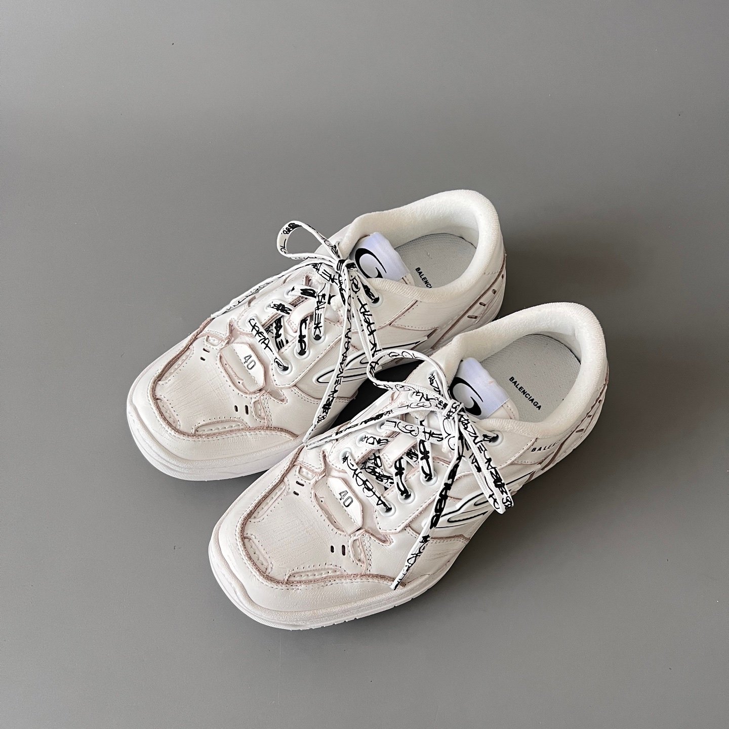 AuroraCustom Balenciaga Hamptons Series Pristine White & Black Script Lifestyle Sneaker (Unisex Edition) - Image 8