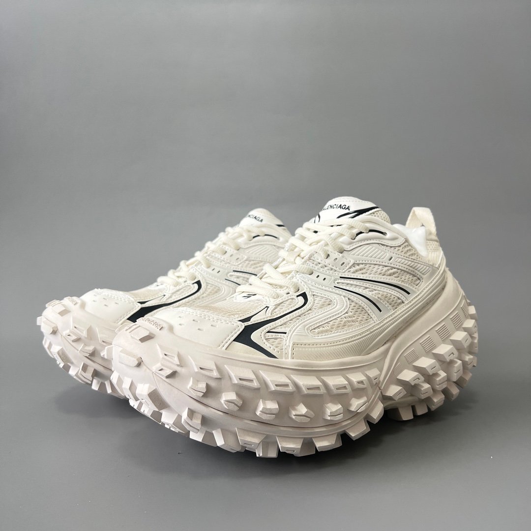 AuroraCustom Balenciaga Defender Series Pristine Ivory White Avant-Garde Luxury Heavy-Platform Tyre Sneakers (Unisex Edition)