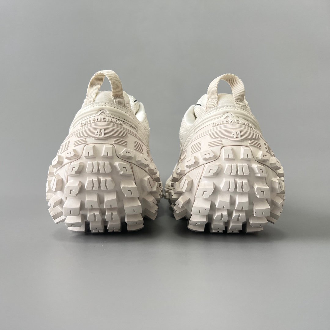 AuroraCustom Balenciaga Defender Series Pristine Ivory White Avant-Garde Luxury Heavy-Platform Tyre Sneakers (Unisex Edition) - Image 5