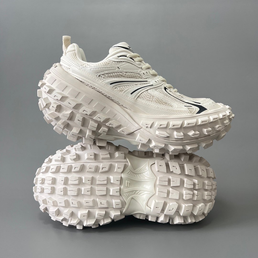 AuroraCustom Balenciaga Defender Series Pristine Ivory White Avant-Garde Luxury Heavy-Platform Tyre Sneakers (Unisex Edition) - Image 6