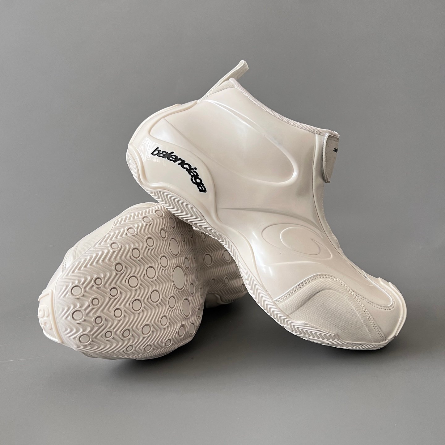 AuroraCustom Balenciaga Basketball Series Off-White Ivory Avant-Garde Luxury Zippered Mid-Top Sneaker (Men's Edition) - Image 7