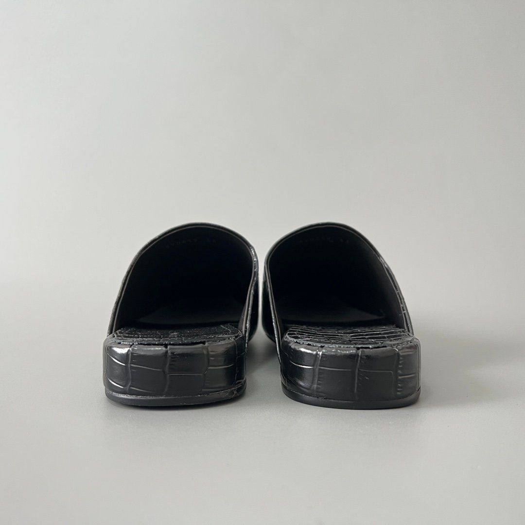 AuroraCustom Balenciaga Cozy Series Croc-Embossed Leather Flat Mule Sandals (Men's Edition) - Image 5