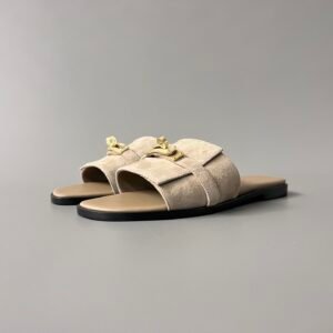 AuroraCustom Hermès Giulia Series Velvet Suede Flat Sandals (Desert Sand Beige & Permabrass Gold Hardware Edition)