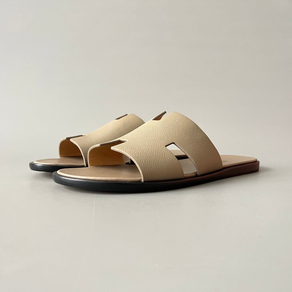 AuroraCustom Hermès Izmir Series Grained Epsom Leather Flat Sandals (Desert Sand Beige, Tonal Sand Footbed & Classic Leather Sole Edition)