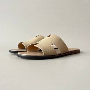 AuroraCustom Hermès Izmir Series Grained Epsom Leather Flat Sandals (Desert Sand Beige, Tonal Sand Footbed & Classic Leather Sole Edition)