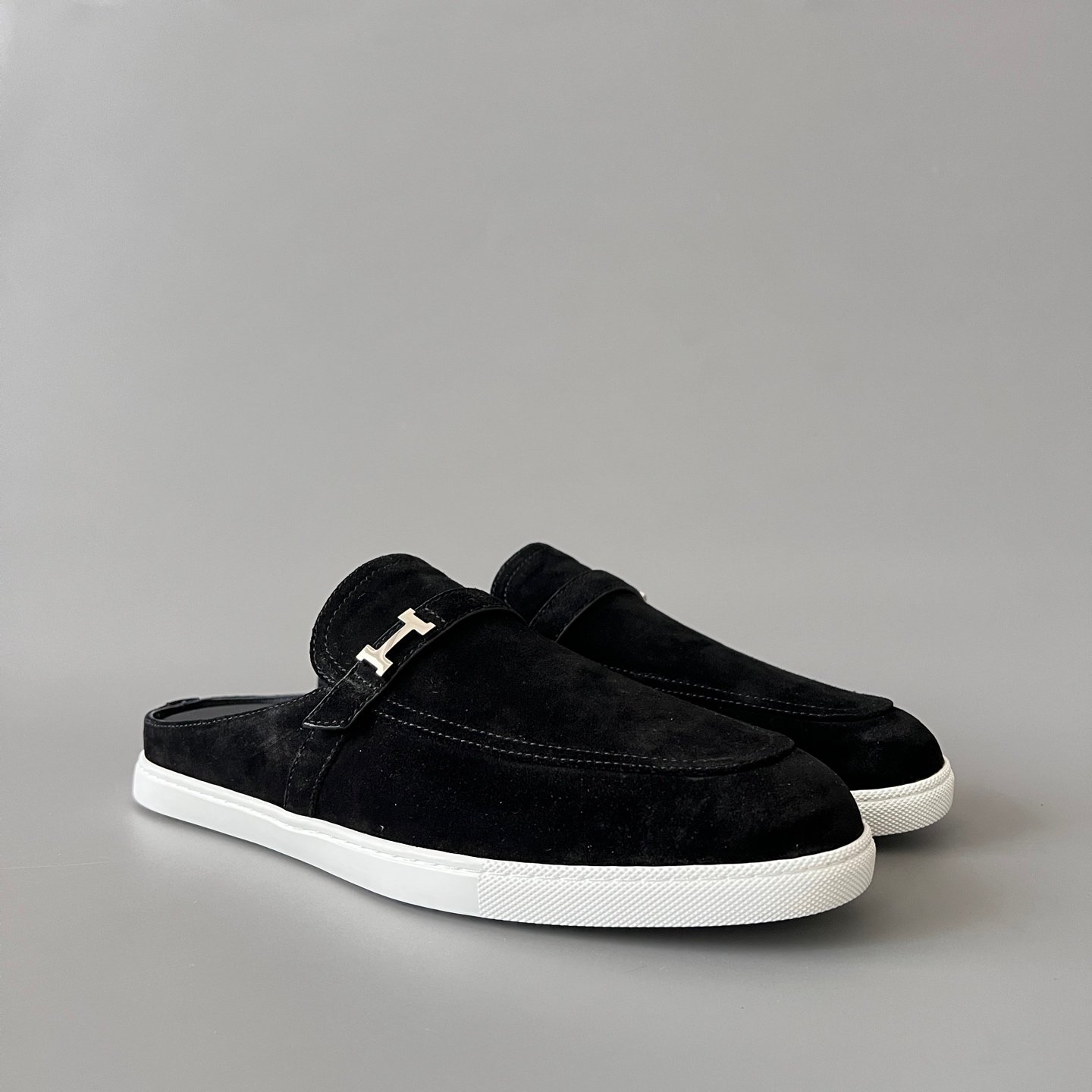 AuroraCustom Hermès Likely Series Suede Loafer Mules (Stealth Black Suede & Palladium Hardware Edition) - Image 3
