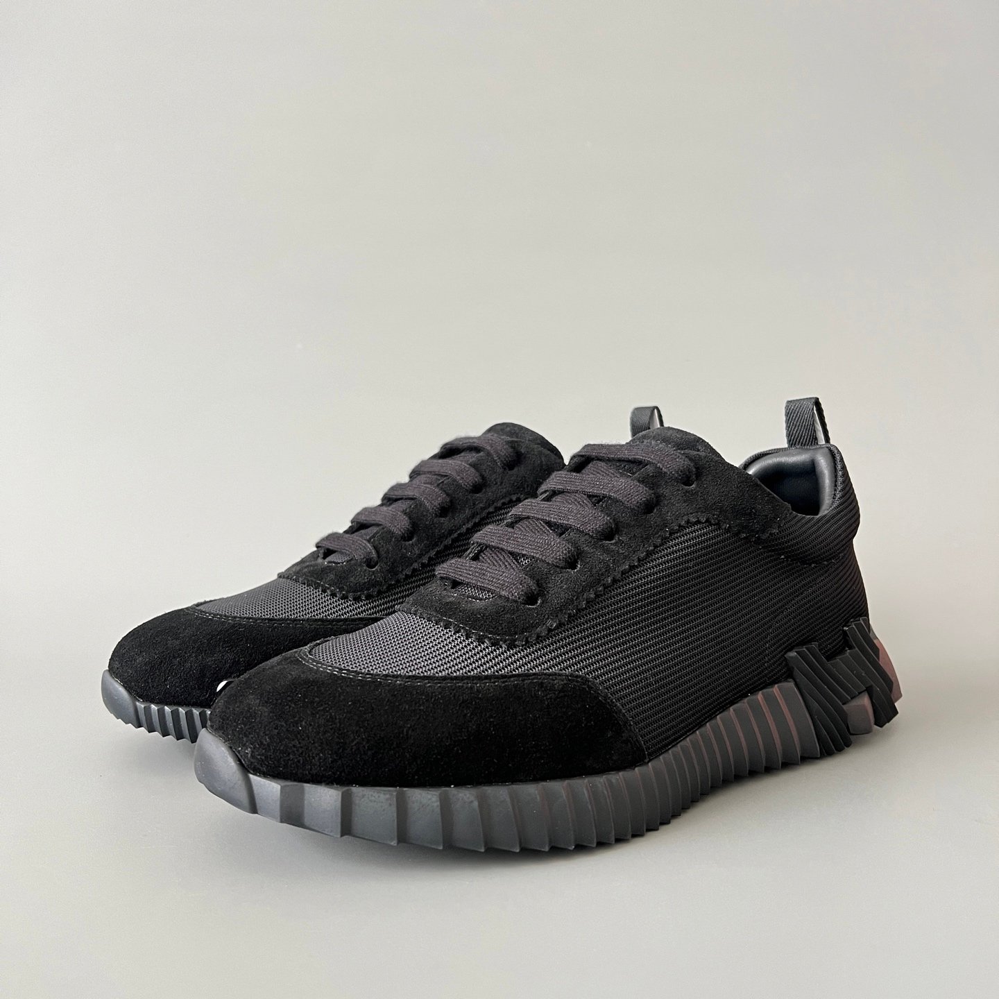 AuroraCustom Hermès Bouncing Series Leather & Technical Canvas Leisure Trainers (Triple Stealth Black & Charcoal Mesh Edition)