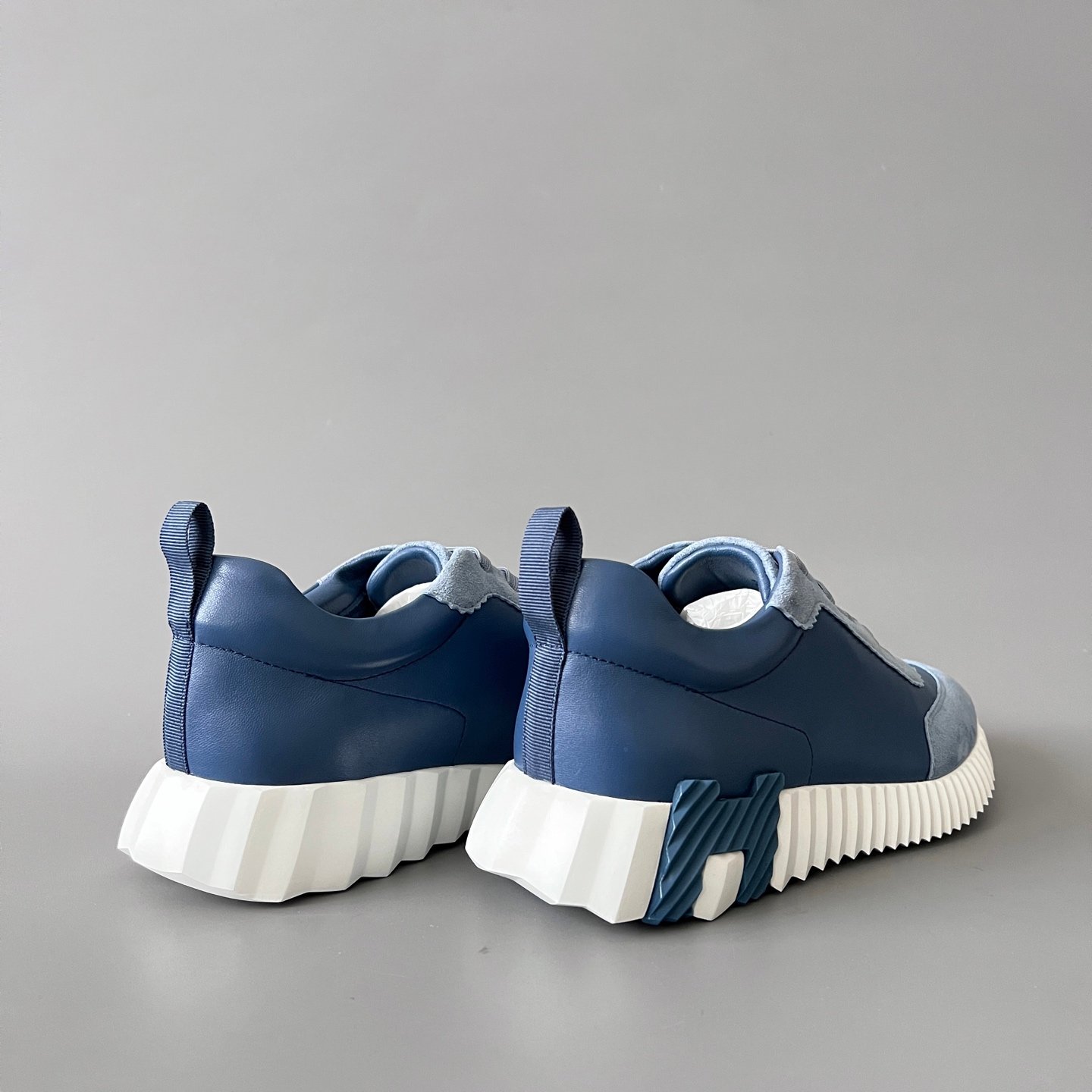 AuroraCustom Hermès Bouncing Series Leather & Suede Leisure Trainers (Air Force Blue, Mineral Grey Suede & Deep Navy Edition) - Image 4