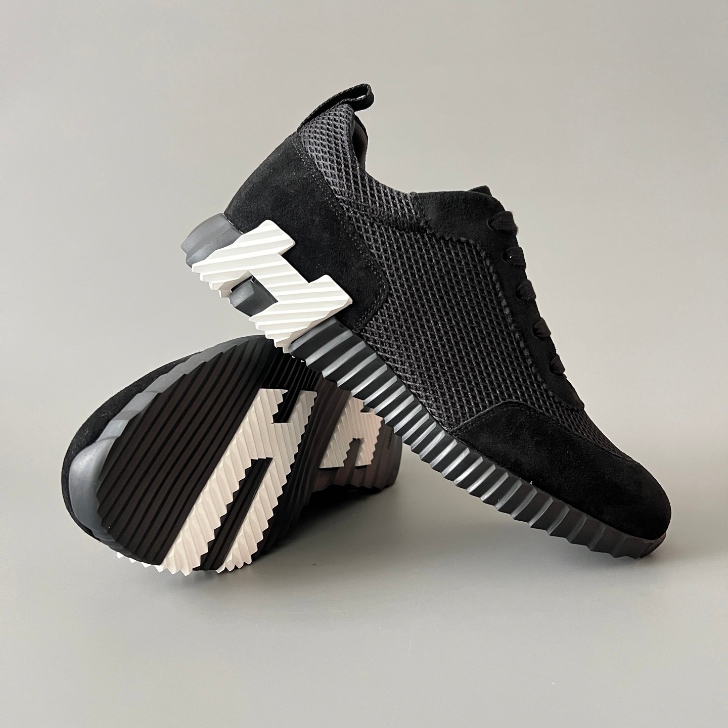 AuroraCustom Hermès Bouncing Series Suede & Technical Open-Mesh Trainers (Stealth Black Mesh & Pristine White Edition) - Image 7