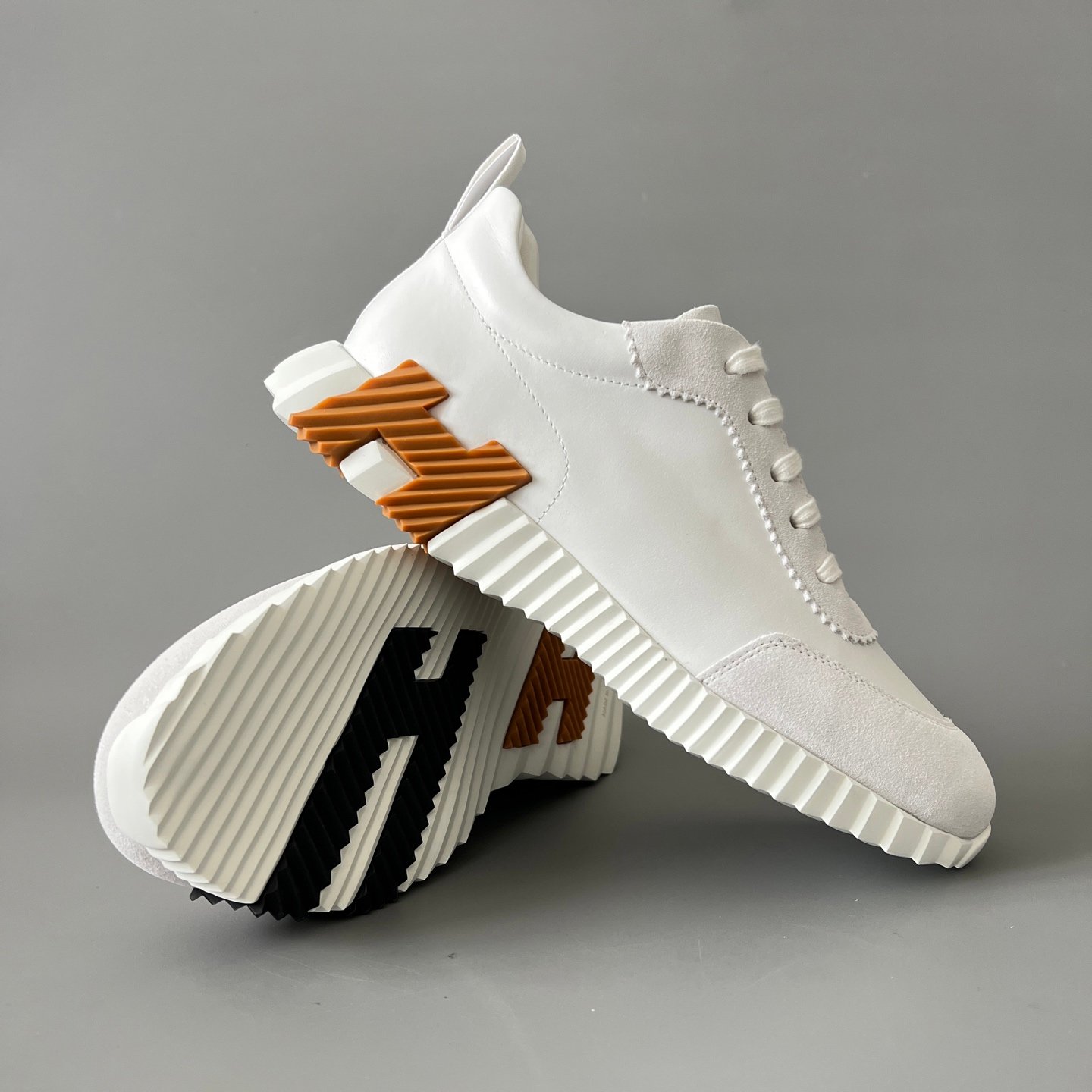 AuroraCustom Hermès Bouncing Series Leather & Suede Leisure Trainers (Pristine White & Caramel Brown Suede Edition) - Image 7