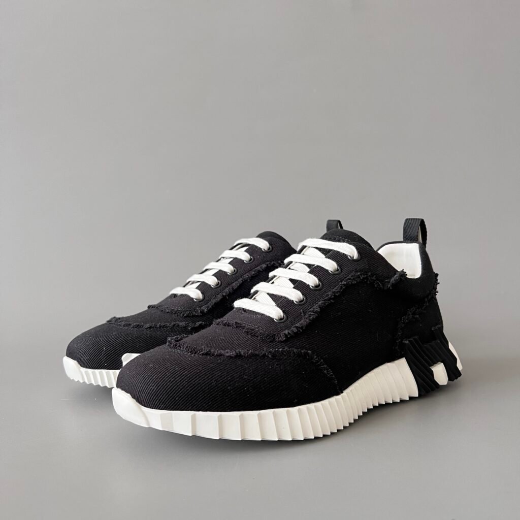 AuroraCustom Hermès Bouncing Series Frayed Edge Canvas Leisure Trainers (Triple Black & White Edition)