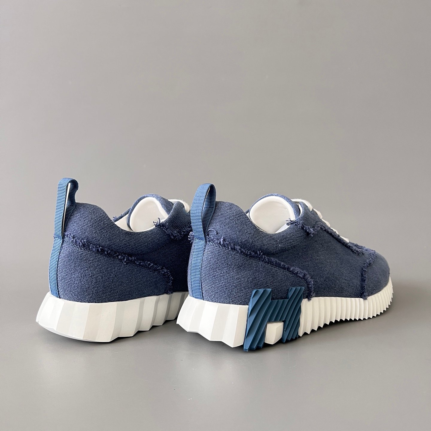 AuroraCustom Hermès Bouncing Series Frayed Edge Canvas Leisure Trainers (Deep Indigo Edition) - Image 4
