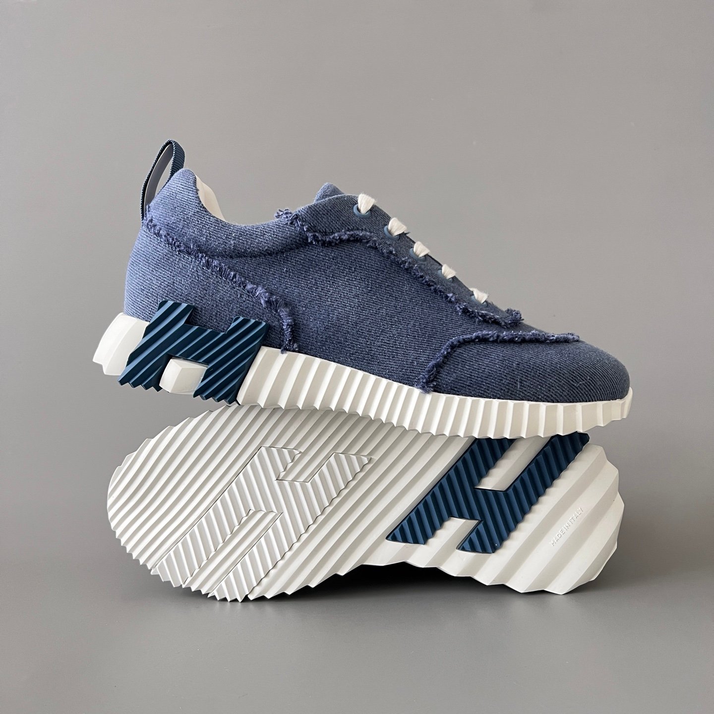 AuroraCustom Hermès Bouncing Series Frayed Edge Canvas Leisure Trainers (Deep Indigo Edition) - Image 6