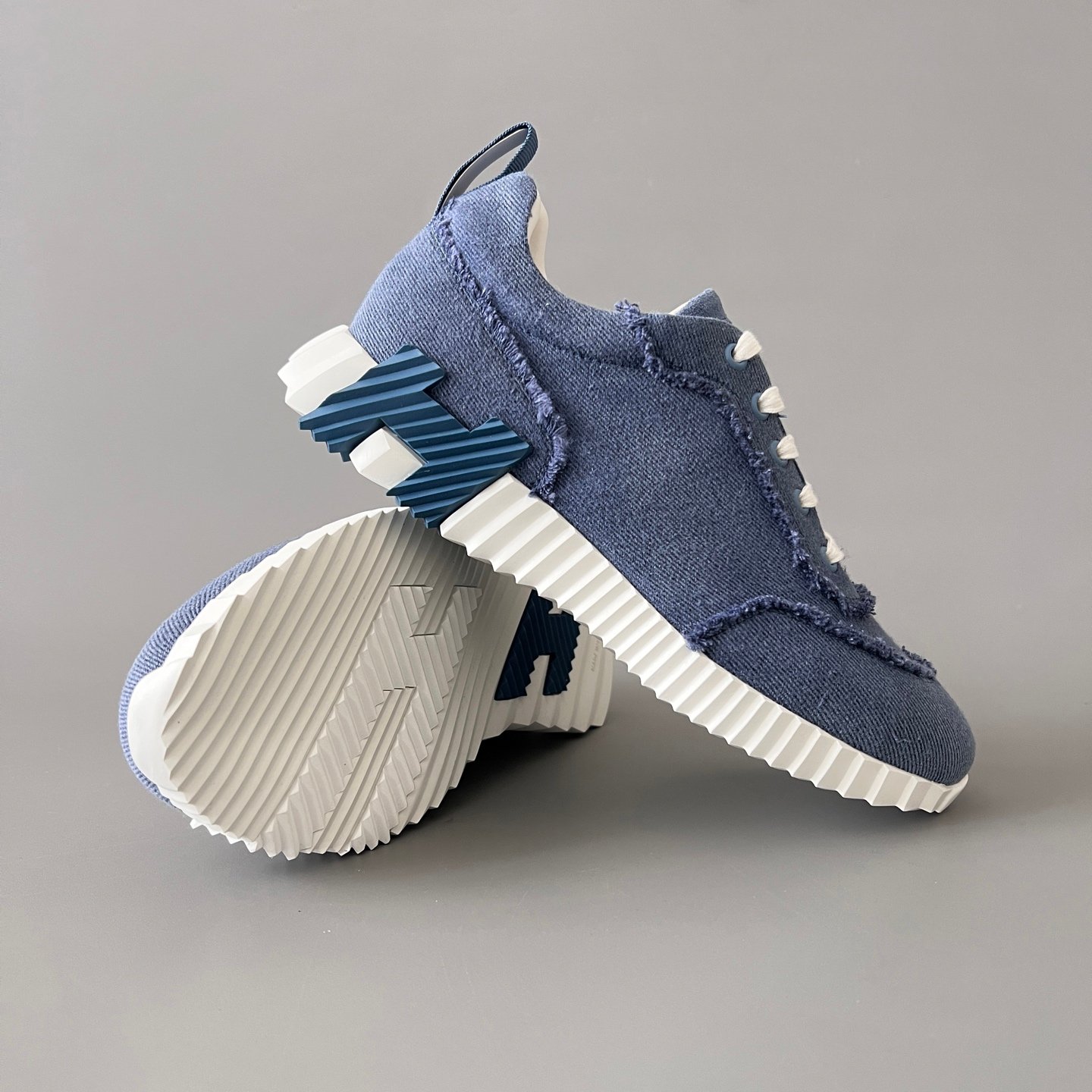 AuroraCustom Hermès Bouncing Series Frayed Edge Canvas Leisure Trainers (Deep Indigo Edition) - Image 7