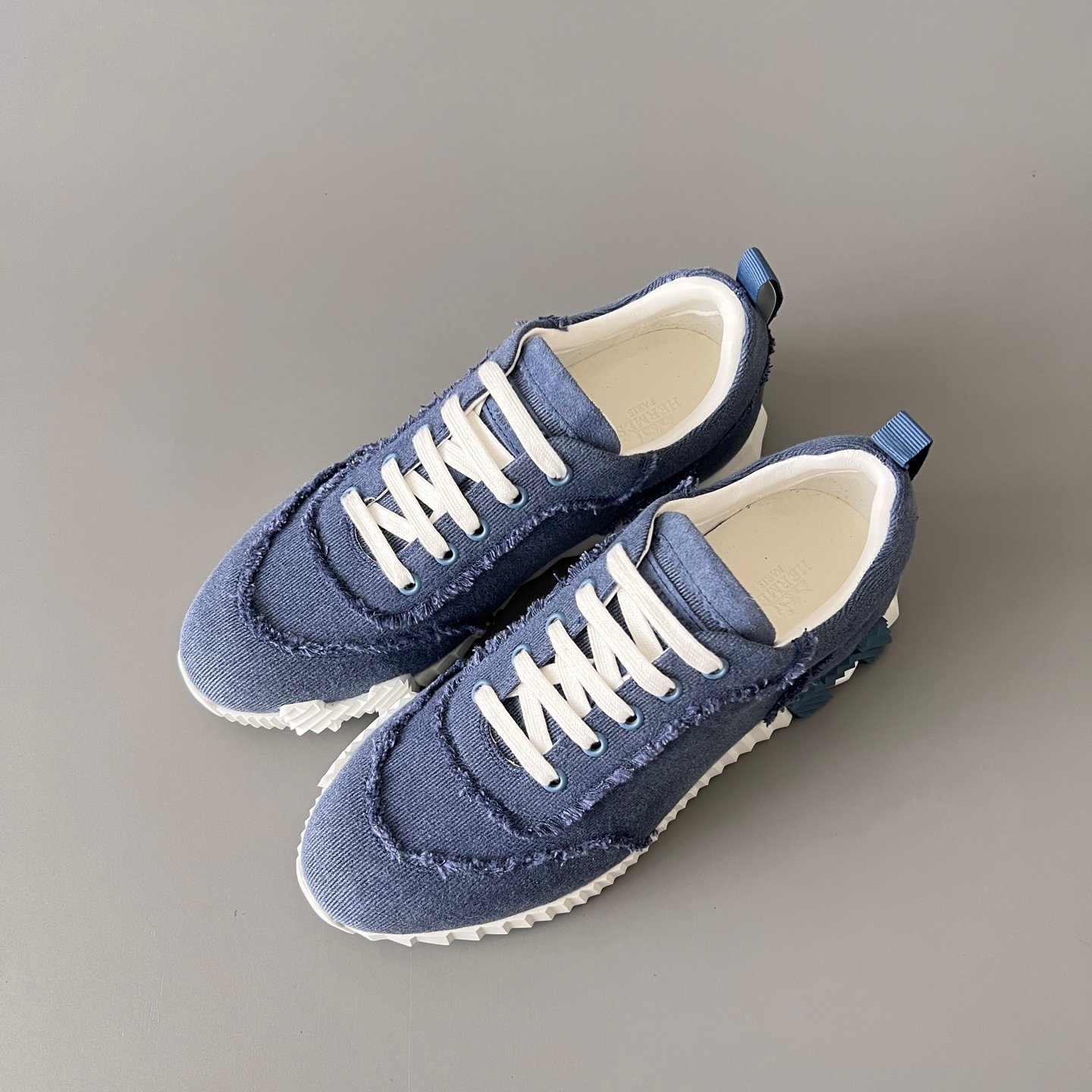 AuroraCustom Hermès Bouncing Series Frayed Edge Canvas Leisure Trainers (Deep Indigo Edition) - Image 8