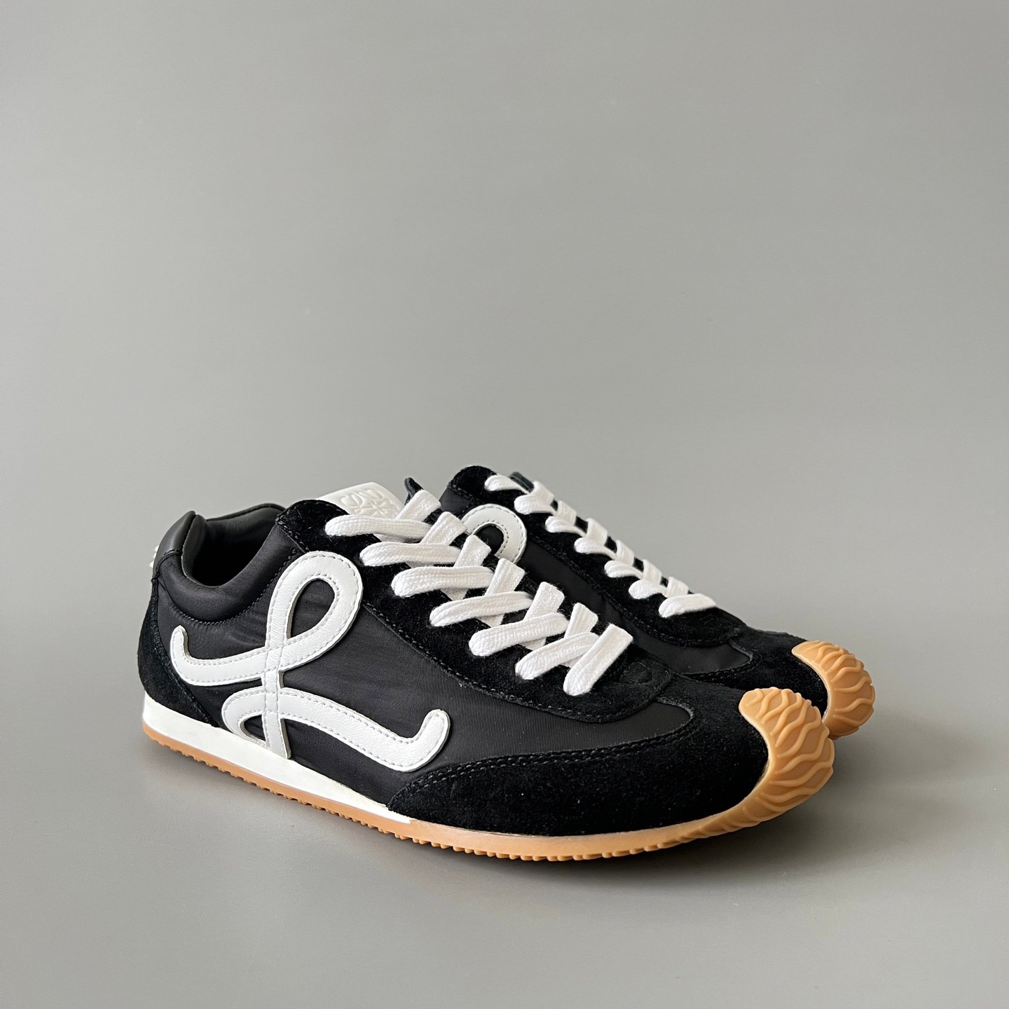 AuroraCustom Loewe Ballet Runner 2.0 Nylon & Calfskin Low-Top Sneakers (Stealth Black, Premium Velvet Suede & Contrast White Anagram Edition) - Image 3
