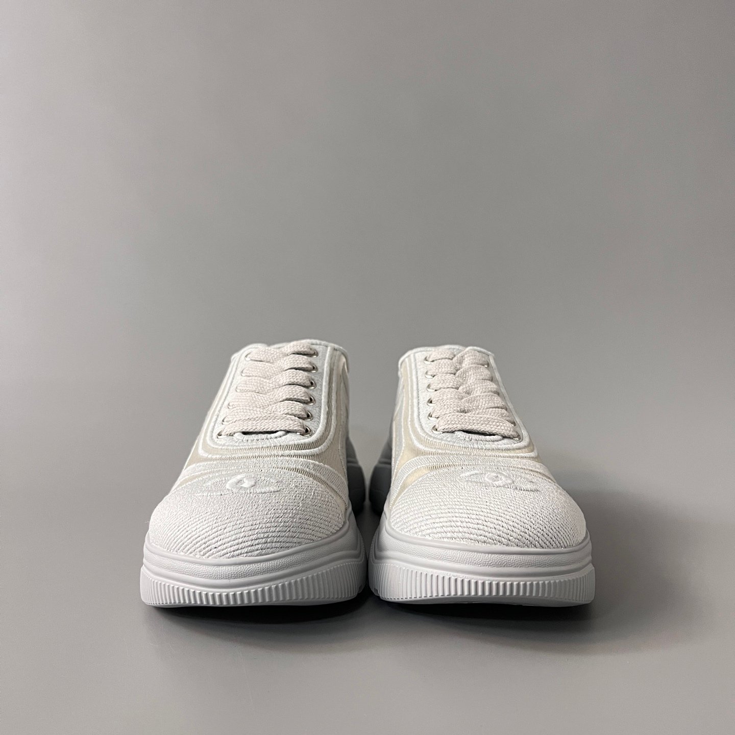 AuroraCustom Chanel 25B Series Mesh & Canvas Low-Top Sneakers (Soft Cloud Grey & Tech TPU Foam Bottom Edition) - Image 2