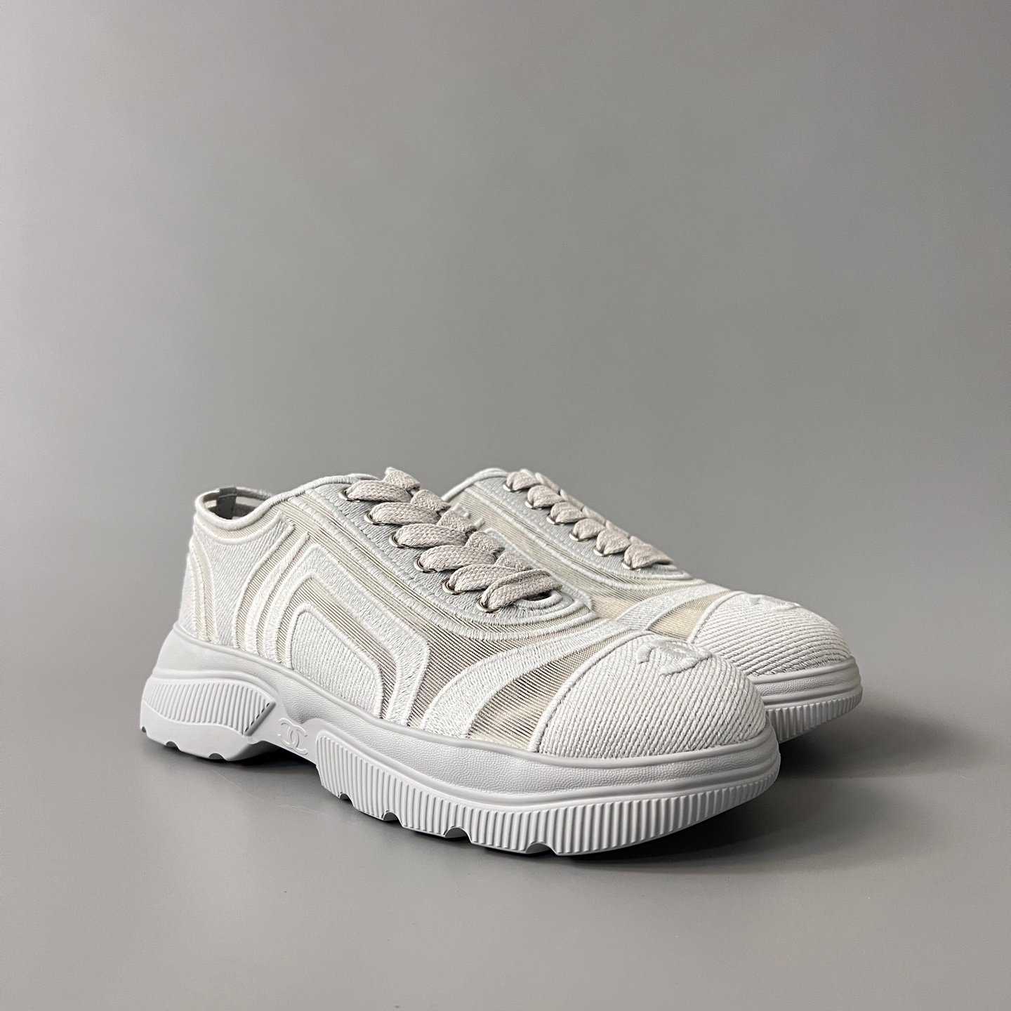 AuroraCustom Chanel 25B Series Mesh & Canvas Low-Top Sneakers (Soft Cloud Grey & Tech TPU Foam Bottom Edition) - Image 3