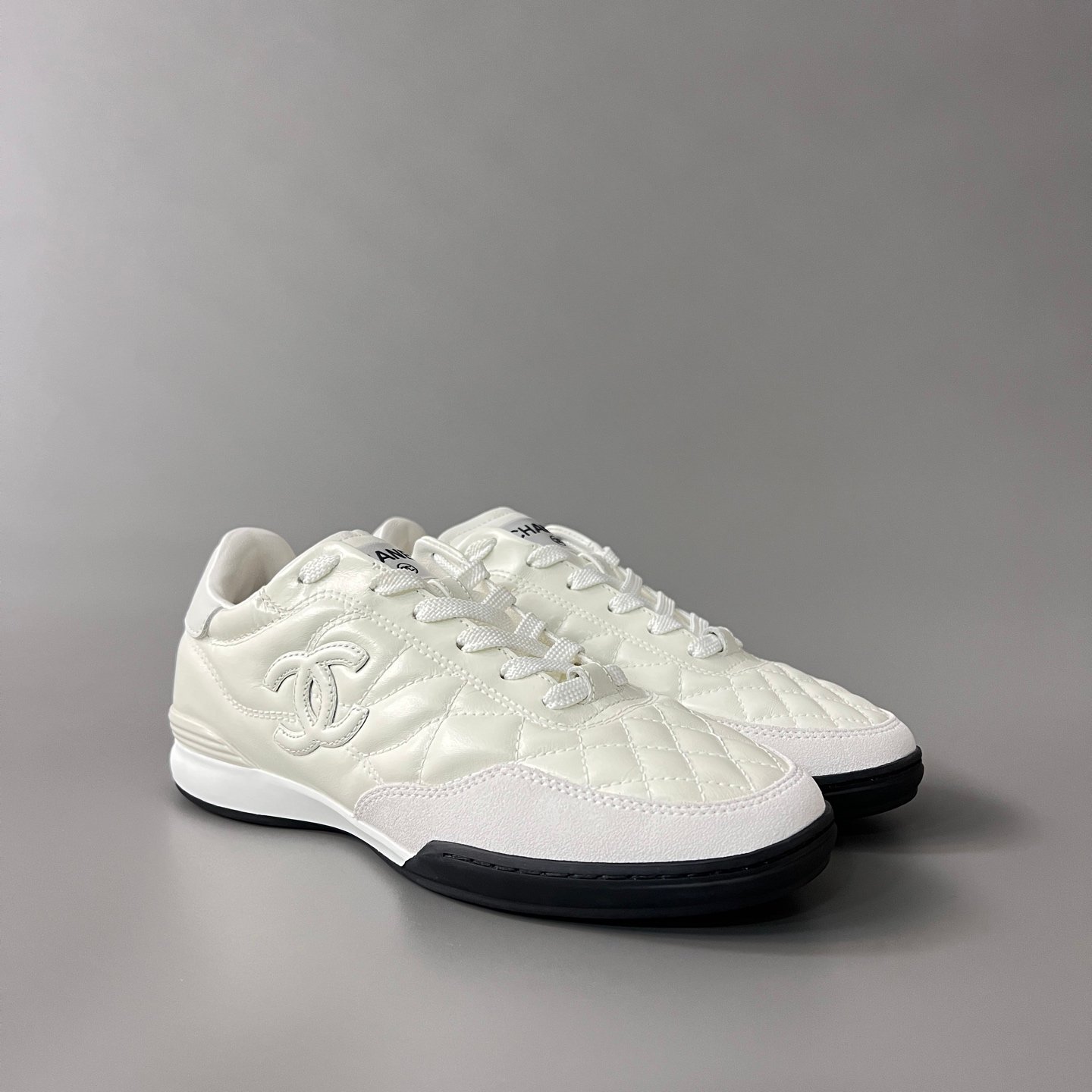 AuroraCustom Chanel 25S Series GAT Lo-Top Sneakers (Pristine White, Quilted Calfskin & EVA/Rubber Hybrid Sole Edition) - Image 3