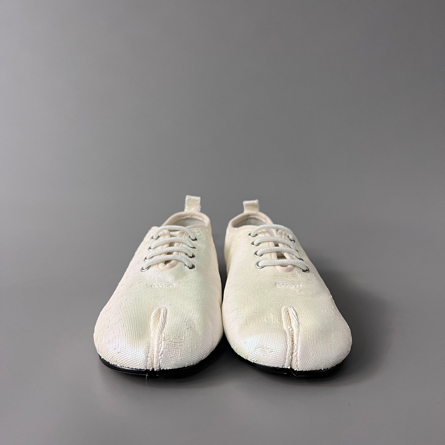 AuroraCustom Maison Margiela Tabi Jazz Lace-Up Shoes (Premium Treated Specialty Canvas & Genuine Leather Sole Women's Edition) - Image 2