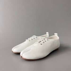 AuroraCustom Maison Margiela Tabi Jazz Lace-Up Shoes (Premium Soft Calfskin Leather & Genuine Leather Sole Women's Edition)
