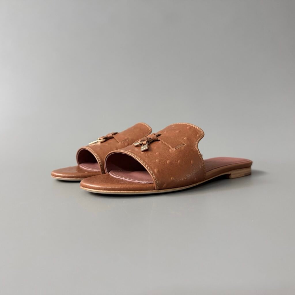 AuroraCustom Loro Piana Summer Charms Flat Slide Sandals (Premium Ostrich-Pattern Embossed Leather & Signature Gold Metal Charms Women's Chestnut Brown Edition)