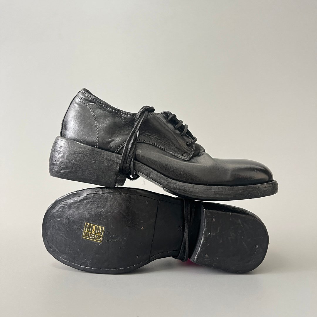 AuroraCustom Guidi 792 Classic Round-Toe Derby Shoes (Handcrafted Goodyear Welted Washed Horse Leather Matte Black Contrast Stitch Edition) - Image 6