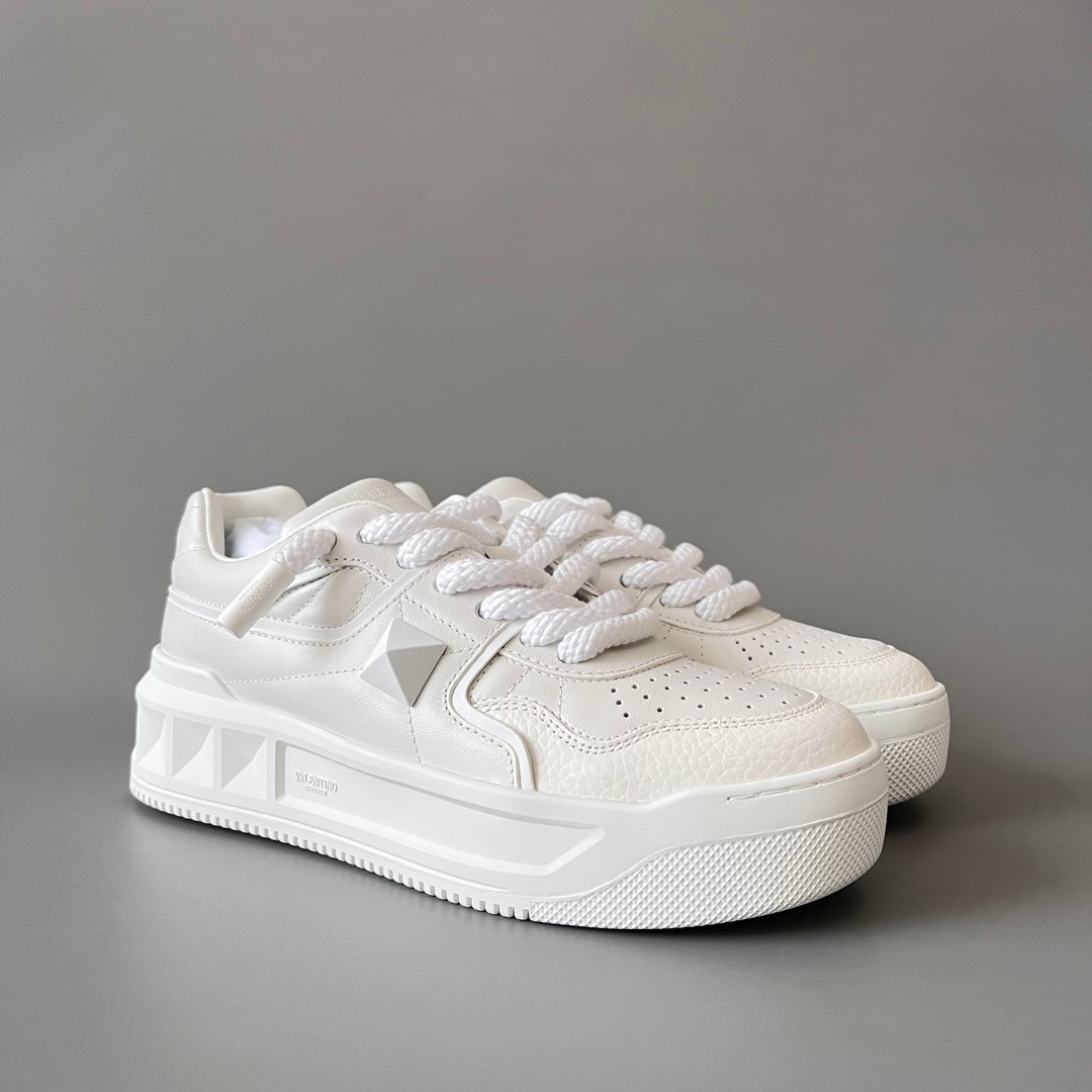 AuroraCustom Valentino GARAVANI Round-Toe Lace-Up Low-Top Sneakers (Premium Unisex All-White Full Leather Platform Court Edition) - Image 3