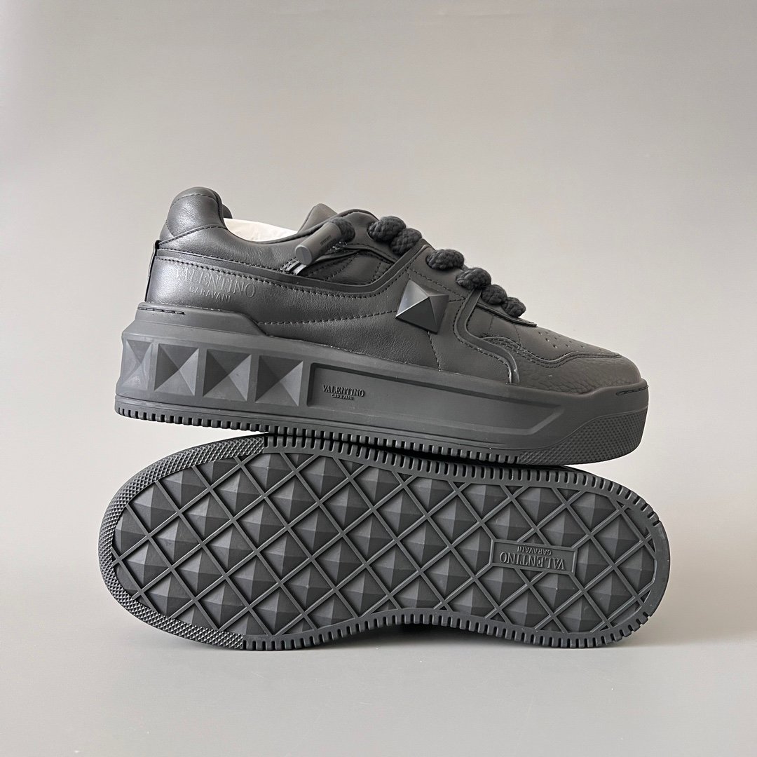 AuroraCustom Valentino GARAVANI Round-Toe Lace-Up Low-Top Sneakers (Premium Unisex Triple Black Full Leather Platform Court Edition) - Image 6