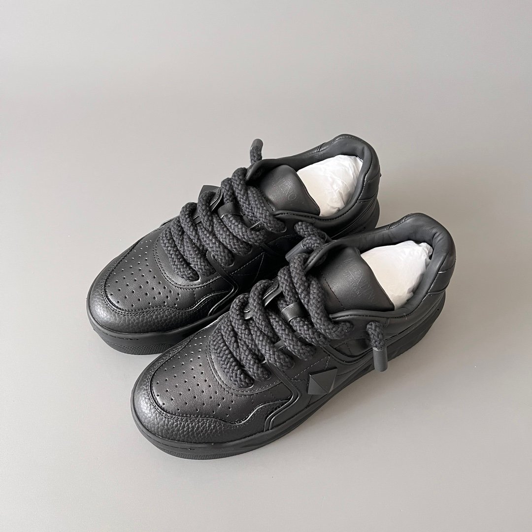 AuroraCustom Valentino GARAVANI Round-Toe Lace-Up Low-Top Sneakers (Premium Unisex Triple Black Full Leather Platform Court Edition) - Image 8