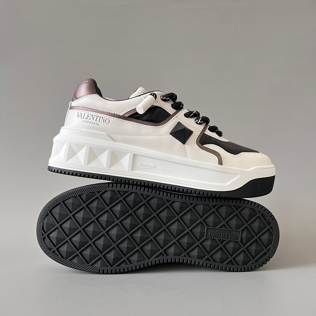 AuroraCustom Valentino GARAVANI Round-Toe Lace-Up Low-Top Sneakers (Premium Unisex White & Black Full Leather Platform Court Edition) - Image 6