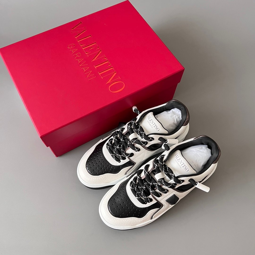 AuroraCustom Valentino GARAVANI Round-Toe Lace-Up Low-Top Sneakers (Premium Unisex White & Black Full Leather Platform Court Edition) - Image 9