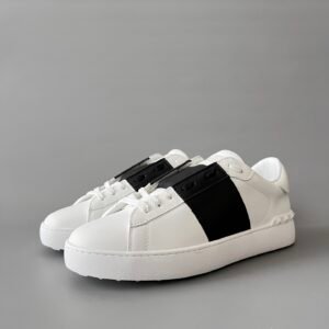 AuroraCustom Valentino Rockstud Untitled Lace-Up Round-Toe Casual Sneakers (Premium Unisex Wabi-Sabi Aesthetic White & Black Leather Court Edition)