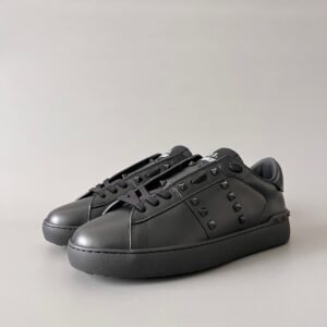 AuroraCustom Valentino Rockstud Untitled Lace-Up Round-Toe Casual Sneakers (Premium Unisex Wabi-Sabi Aesthetic Triple Black Leather Studded Court Edition)