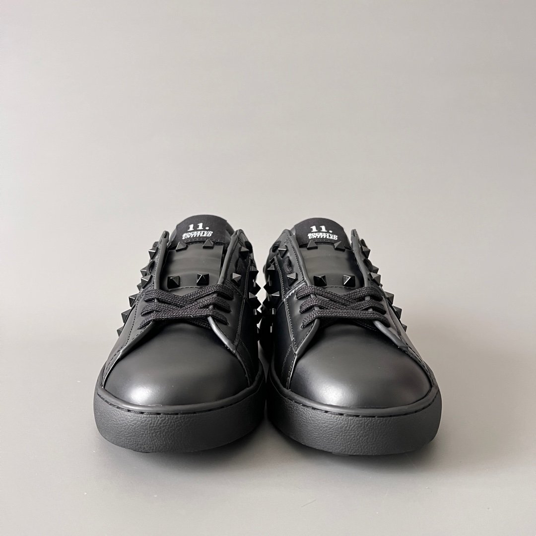 AuroraCustom Valentino Rockstud Untitled Lace-Up Round-Toe Casual Sneakers (Premium Unisex Wabi-Sabi Aesthetic Triple Black Leather Studded Court Edition) - Image 2
