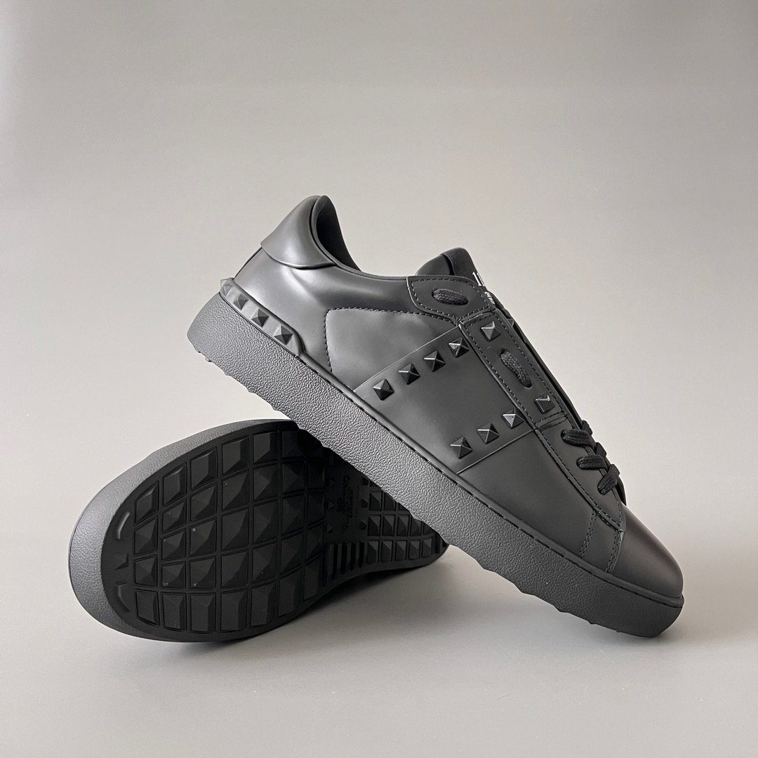 AuroraCustom Valentino Rockstud Untitled Lace-Up Round-Toe Casual Sneakers (Premium Unisex Wabi-Sabi Aesthetic Triple Black Leather Studded Court Edition) - Image 7
