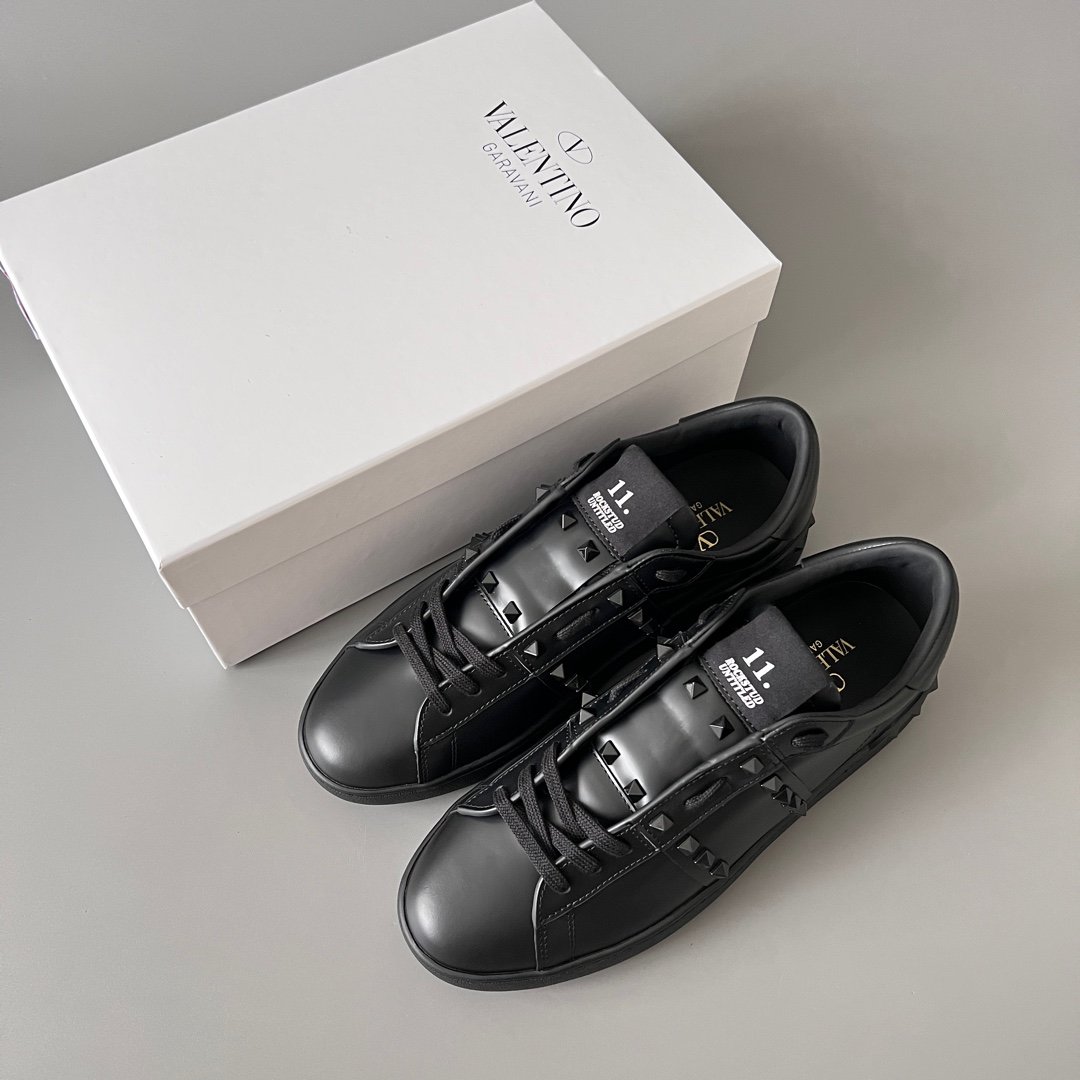 AuroraCustom Valentino Rockstud Untitled Lace-Up Round-Toe Casual Sneakers (Premium Unisex Wabi-Sabi Aesthetic Triple Black Leather Studded Court Edition) - Image 9
