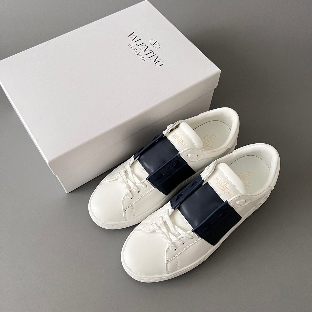 AuroraCustom Valentino Rockstud Untitled Lace-Up Round-Toe Casual Sneakers (Premium Unisex Wabi-Sabi Aesthetic White & Navy Blue Leather Court Edition) - Image 9