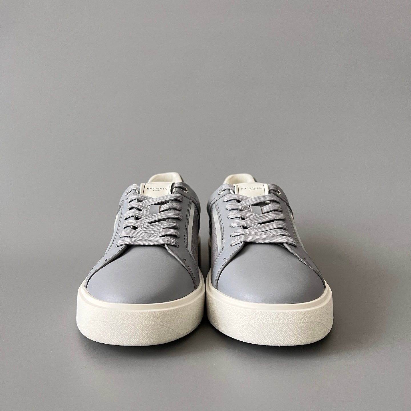 AuroraCustom BALMAIN B-Court Panel Trim Low-Top Platform Board Shoes (Premium Men's Slate Grey Calfskin & Perforated Suede Solid Off-White TPU Outsole Luxury Edition) - Image 2