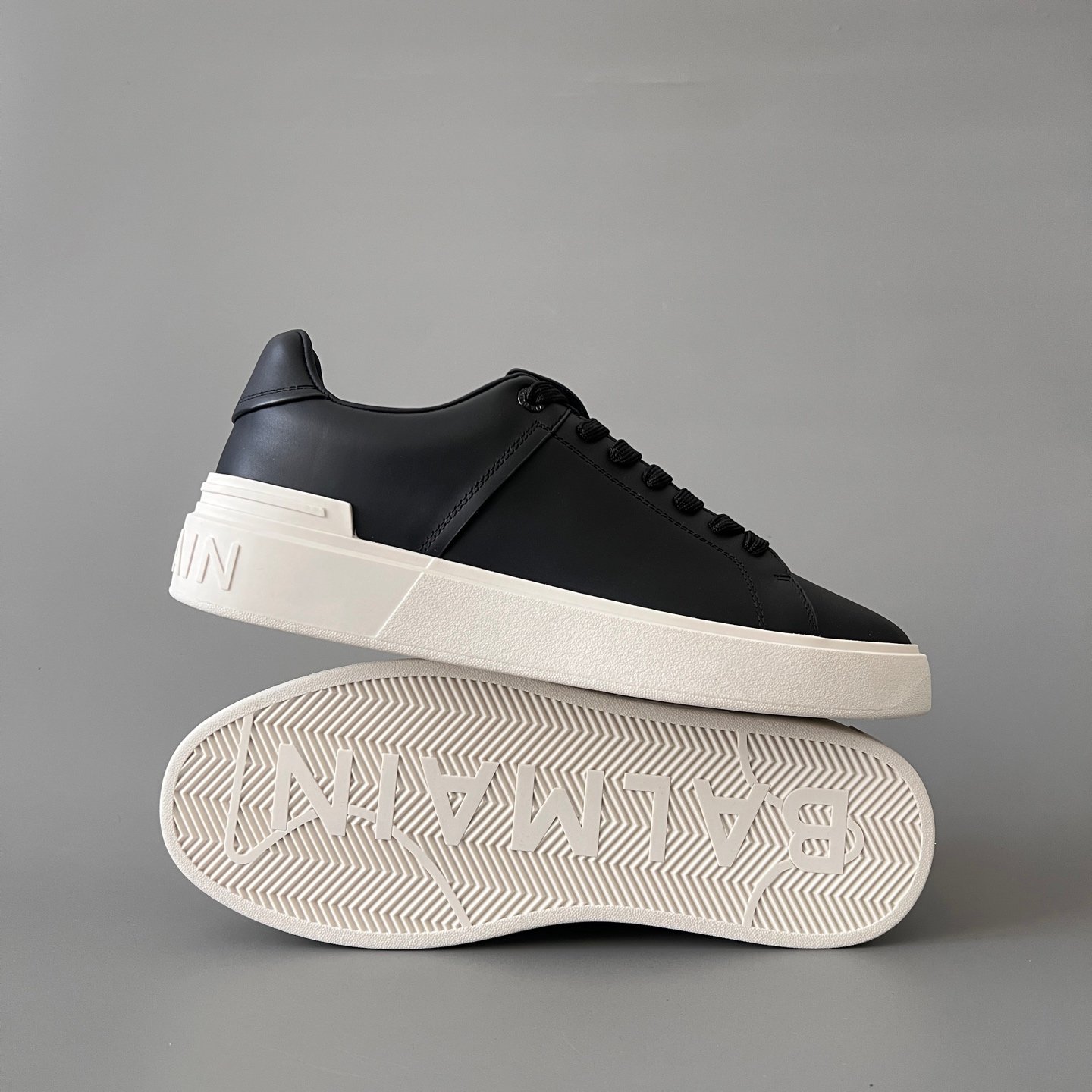 AuroraCustom BALMAIN B-Court Low-Top Platform Board Shoes (Premium Men's Minimalist Black Calfskin Solid Off-White TPU Outsole Luxury Edition) - Image 6