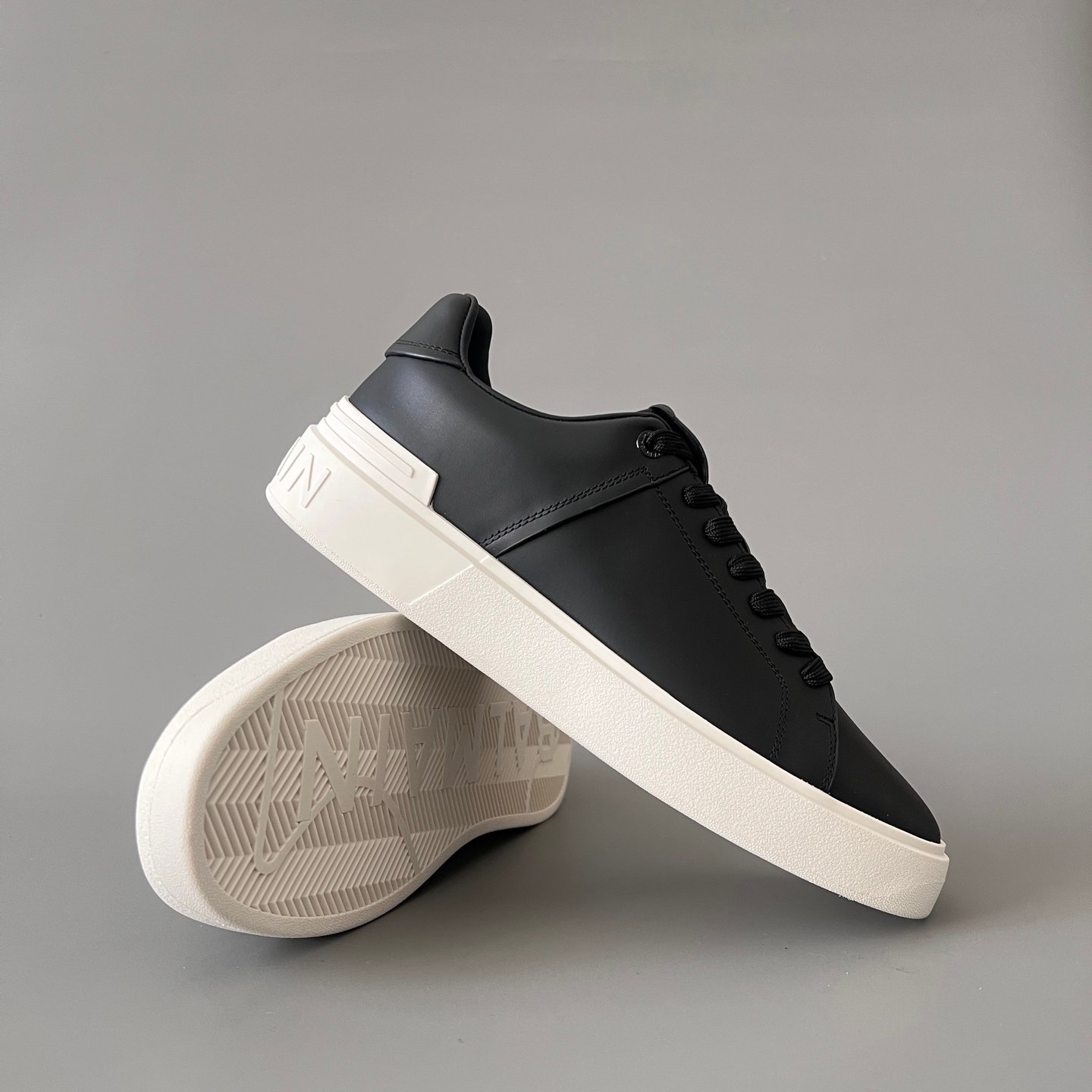 AuroraCustom BALMAIN B-Court Low-Top Platform Board Shoes (Premium Men's Minimalist Black Calfskin Solid Off-White TPU Outsole Luxury Edition) - Image 7