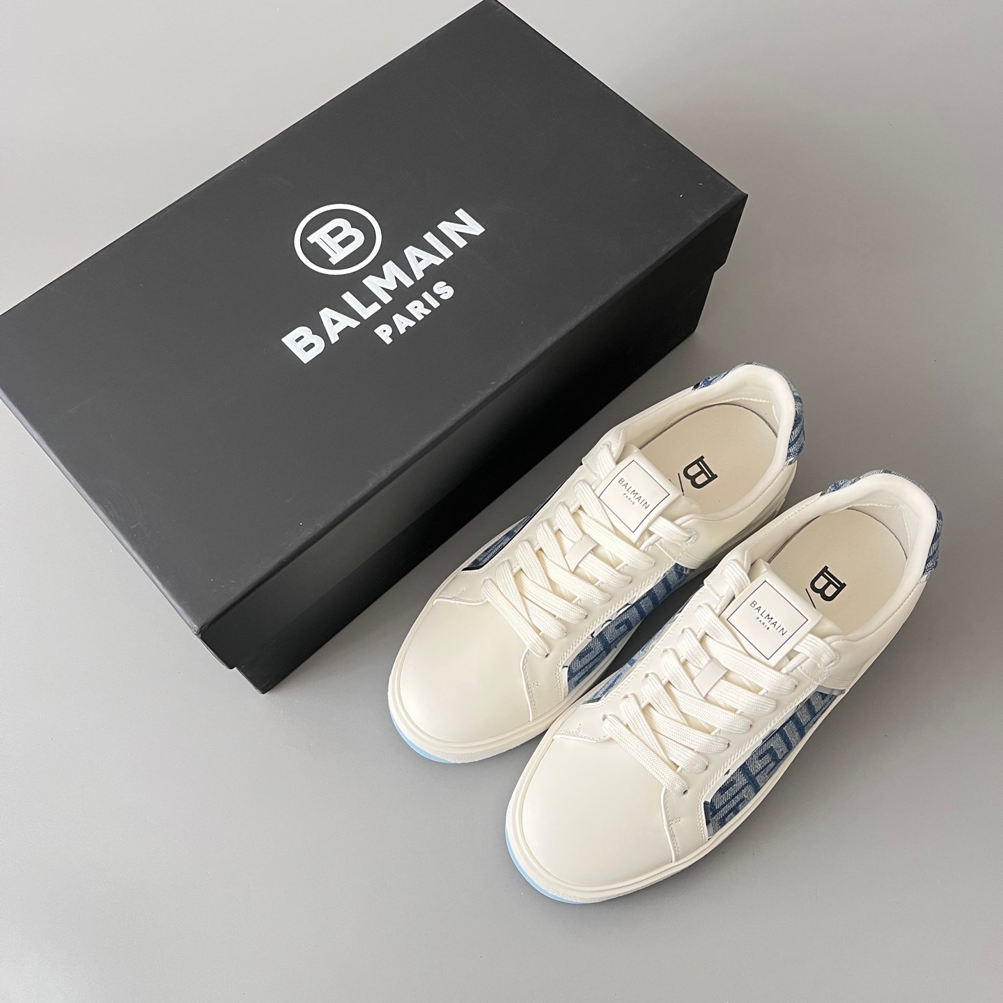 AuroraCustom BALMAIN B-Court Monogram Denim Low-Top Platform Board Shoes (Premium Men's White Calfskin & Blue Jacquard Dual-Tone TPU Outsole Luxury Edition) - Image 9