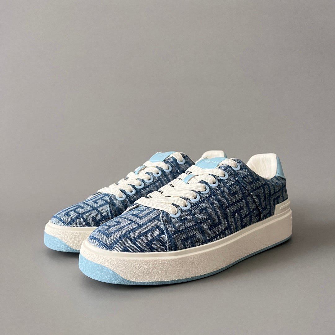 AuroraCustom BALMAIN B-Court Monogram Denim Low-Top Platform Board Shoes (Premium Men's Light Blue Woven Jacquard Light Blue Accent Dual-Tone TPU Outsole Luxury Edition)